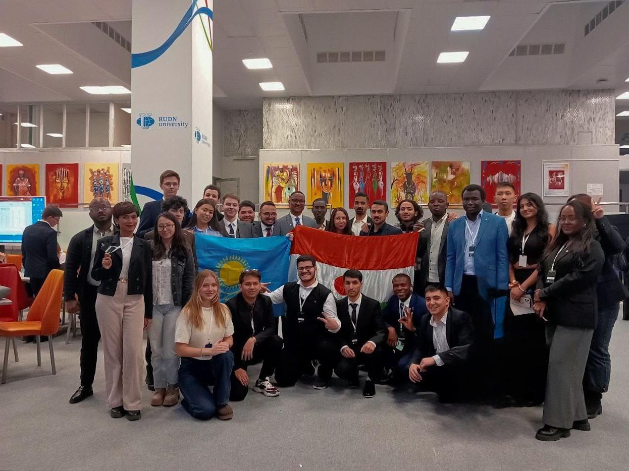 RUDN University: international energy event with students from many countries